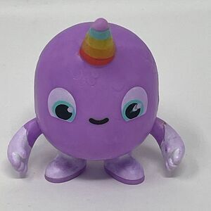 Pinata Smashlings Gus Mini Figure Purple w/ Rainbow Horn 1.75" Tall Plastic Toy